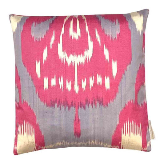 Ikat sofapuder #1 - pink, lavender & ecru, 35 x 35 cmr - Grønlykke.com