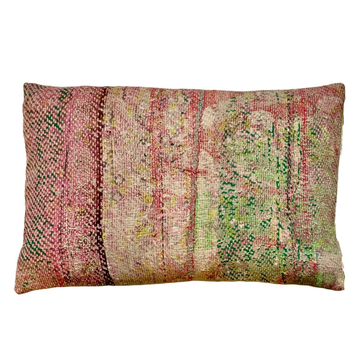 Unika pude Vintage Kantha i rosa og grønne nuancer 30 x 50 cm - Grønlykke.com