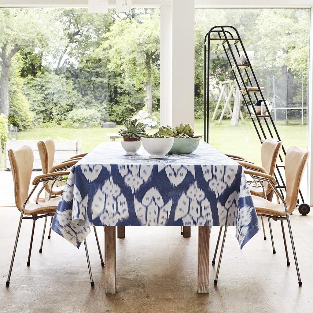 Voksdug Indigo Blue & White Ikat - Grønlykke.com